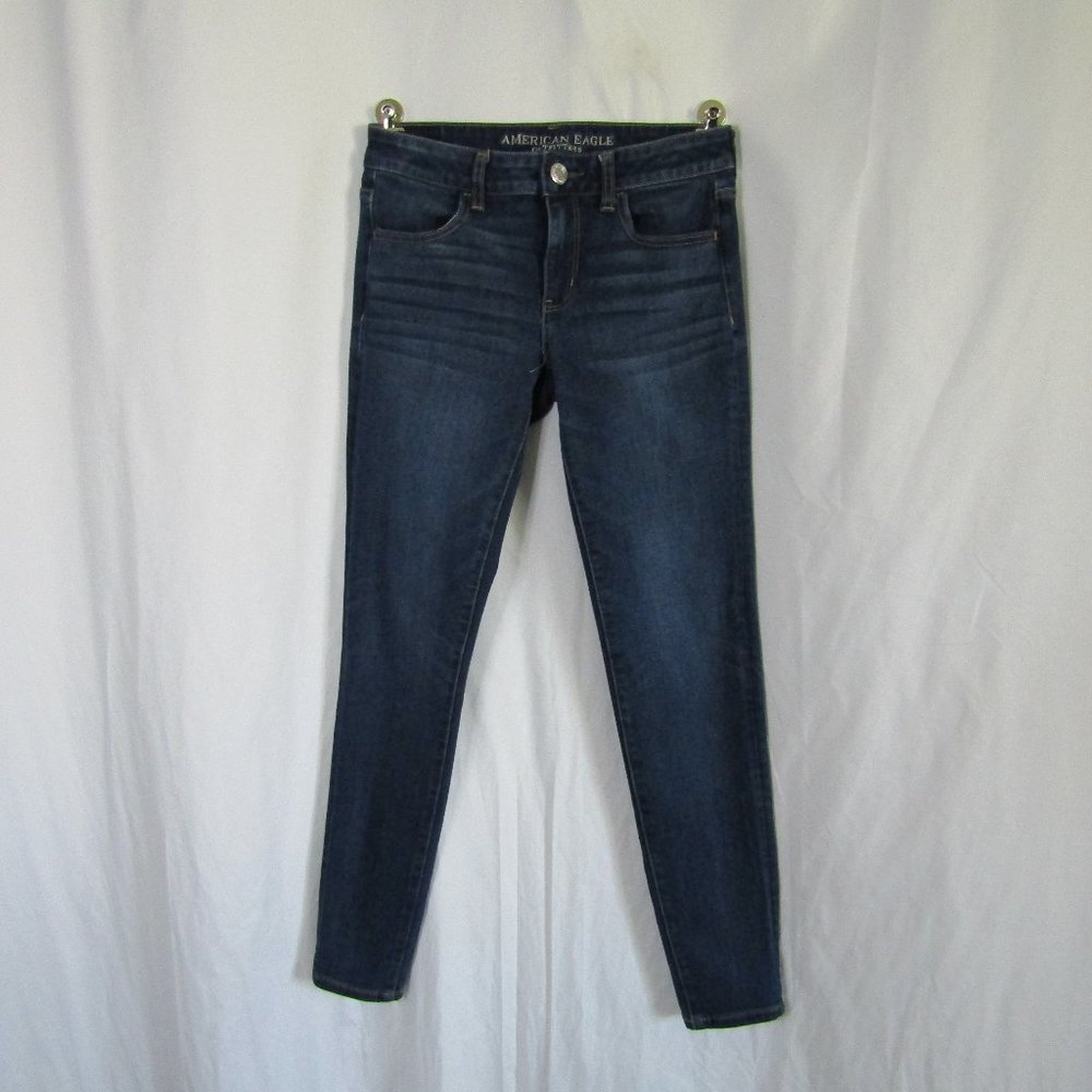 AMERICAN EAGLE Super Stretch Dark Wash Jeggings Size 6